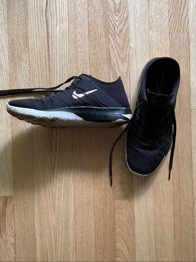 Nike Free TR 6 Women’s Training Shoes Black Size 7 Cross Training Sneakers
